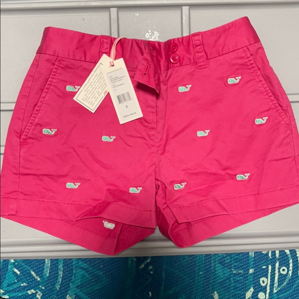 Vineyard Vines NWT Whale Embroidered Dayboat Short
